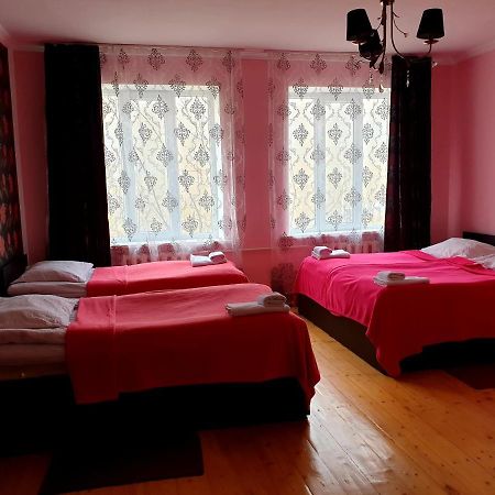 Red Stone Guest House Kazbegi Exterior foto