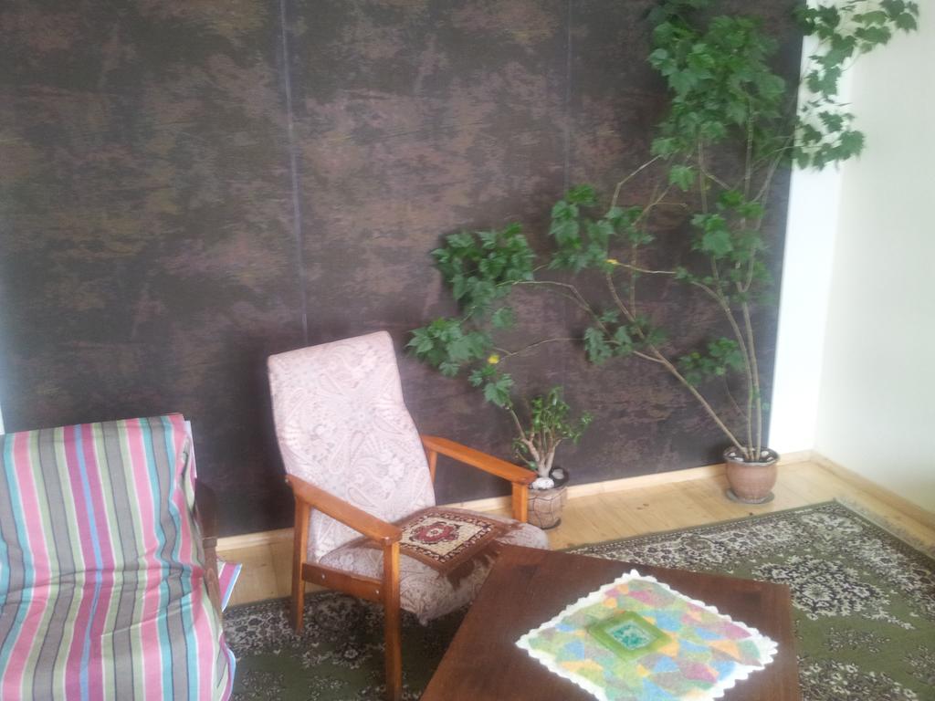 Red Stone Guest House Kazbegi Exterior foto