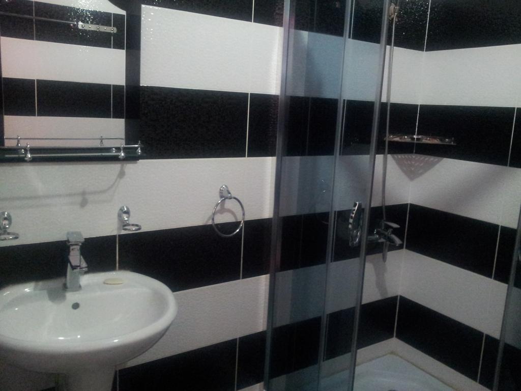 Red Stone Guest House Kazbegi Zimmer foto